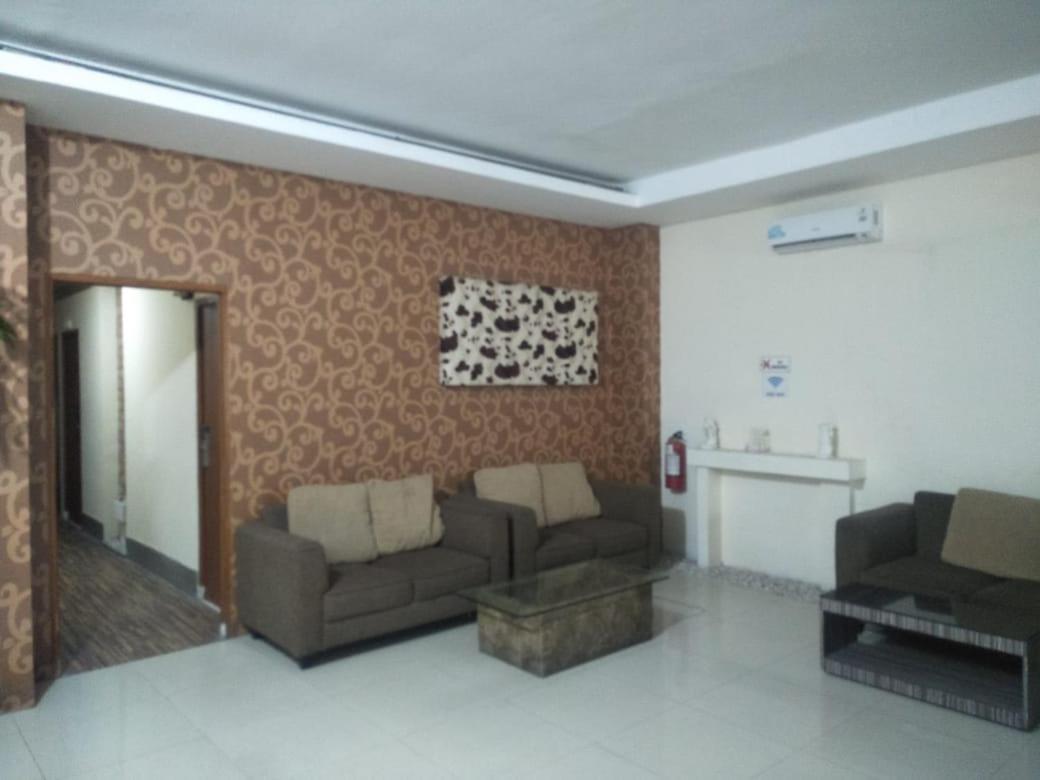 Penthouse Hotel Jakarta Exterior photo