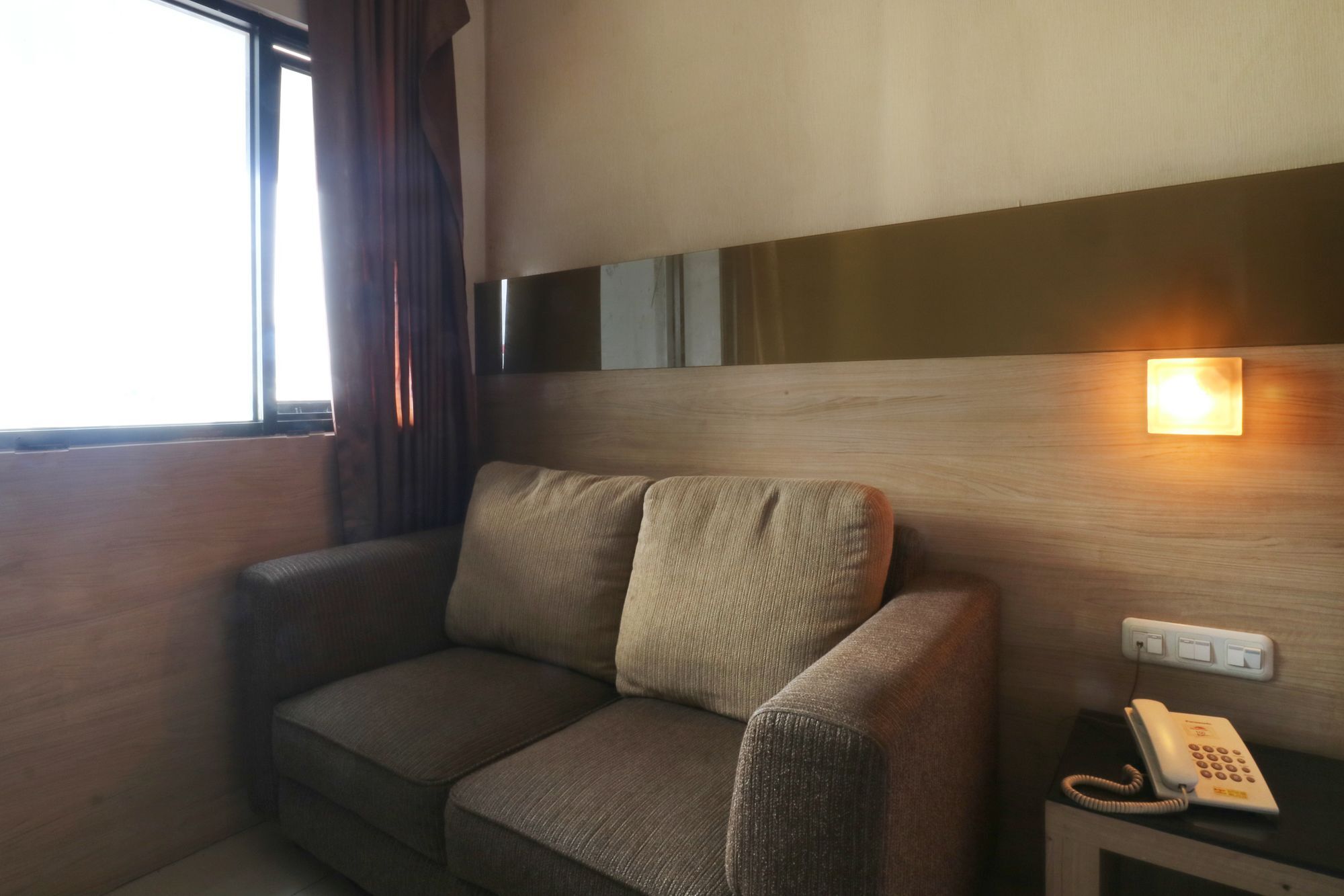 Penthouse Hotel Jakarta Exterior photo